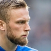 Faltsetas blickar utomlands